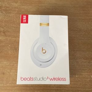 Beats 3 wireless headphones
